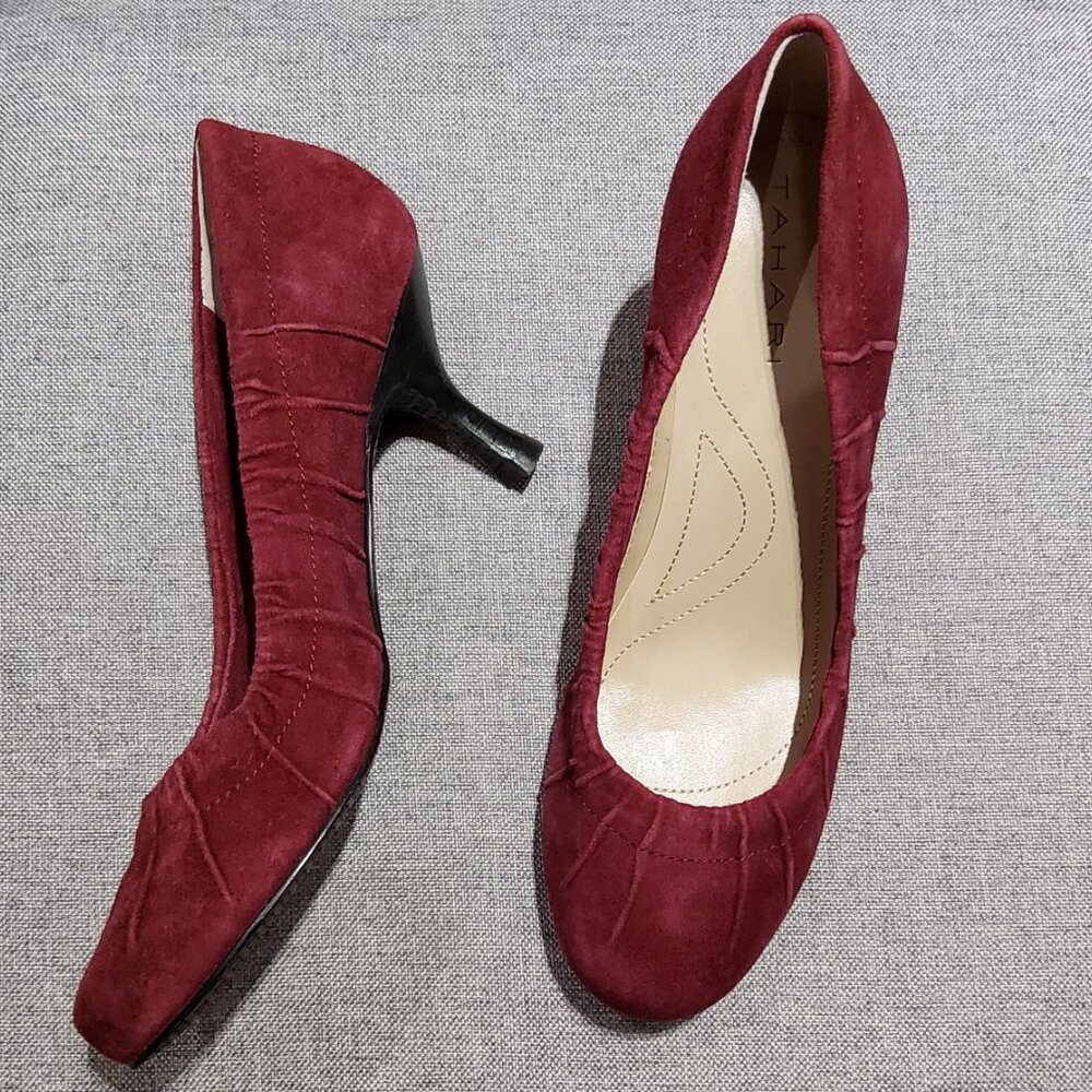 NEW Tahari Suede Kitten Heels Burgundy "Elizabeth" Pumps Shoes Size 6M